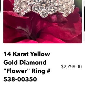14 Karat Yellow Gold Diamond Flower Ring